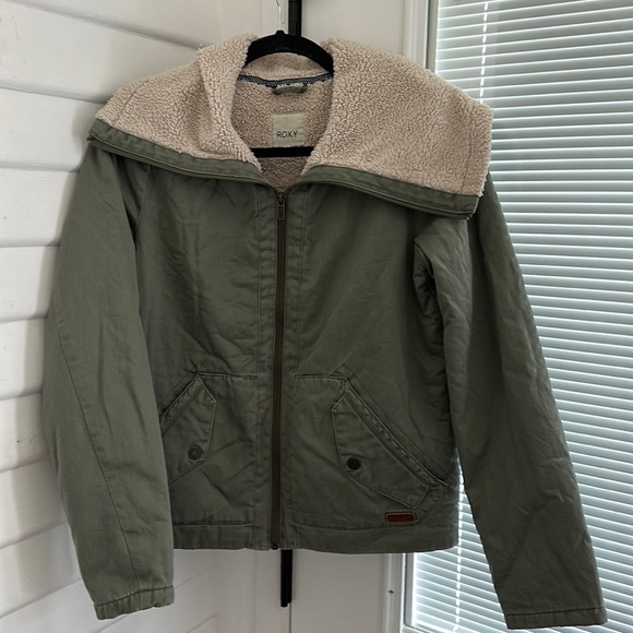 Roxy Women's Tornado Green Dusty Olive Windbreaker Utility Jacket - Picture 2 of 13